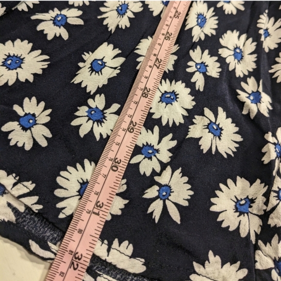 ๐๐ค GAP Rayon Daisy Print Button Front Cap Sleeve Mini Dress, 10 (6/8), NWOT - Picture 9 of 16